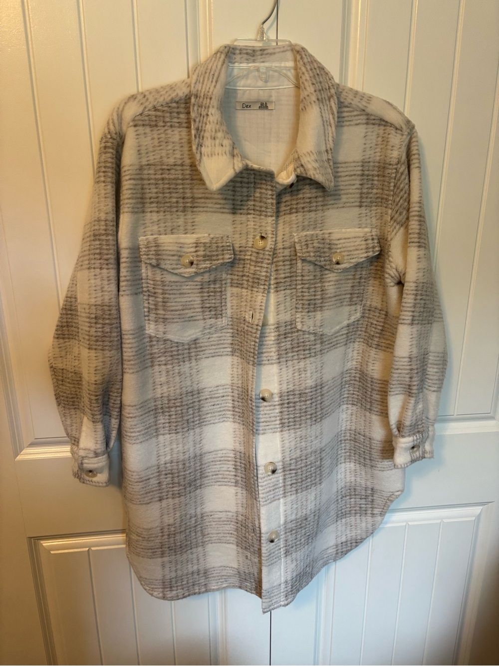Dex Cream & Gray Plaid Button-Down Shacket